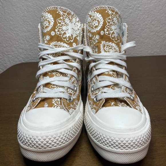 Converse Chuck Taylor All Star Platform Fall Florals 572541C - Picture 5 of 11